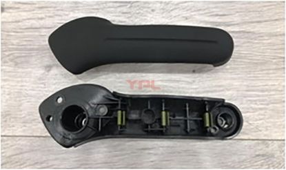 KAPI TUTAMAGI VE UST KAPAK SIYAH SOL ARKA GOLF4-BORA - 1J0867171A A94 resmi