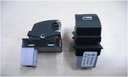 CAM ACMA ANAHTARI SAG KROMLU CADDY-AMAROK-GOLF6-JETTA-PASSAT-POLO-TIGUAN - 5K0959855 resmi