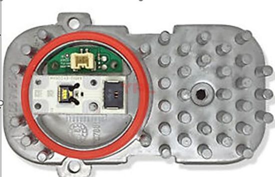 LED MODULU (KODLANMIS) BMW F30 F32 F33 F80 F82 11>18 E92 E93 05>13 - 63117263051 resmi