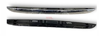 ARKA BAGAJ KOLU UST KAPLAMA PLAKA LAMBALARI VE KOL UZERINDE KROM MINI COOPER R55 R56 R57 R58 R59 - 51132753603 resmi