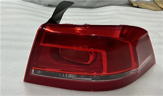 STOP LAMBASI LEDSIZ SAG PASSAT 2012>> - 3AE945096F resmi