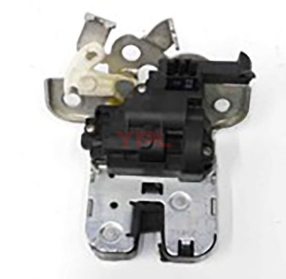 ARKA BAGAJ KILIDI A1/A3/A4/A5/A6/A7 Q3/Q5/Q7 - 8K9827505A resmi