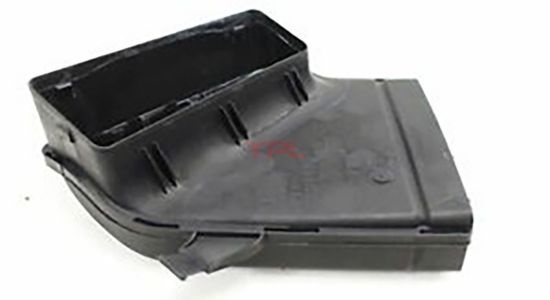 HAVA FILITRE KUTUSU-KAZAN BORUSU A4 2001-2009 - 8E0129617D resmi