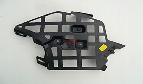 TAMPON BRAKETI ON SOL PASSAT 2019-2024 - 3G0807177D resmi