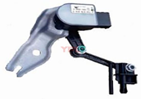 FAR YUKSEKLIK AYAR SENSORU ON R TOUA-Q7 - 7L0616214C resmi