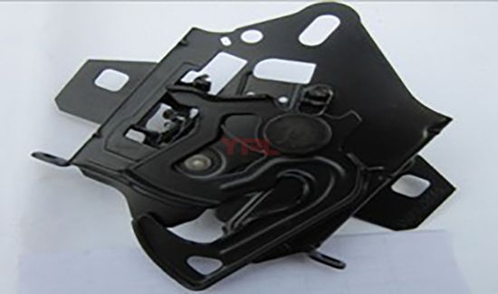 MOTOR KAPUT KILIDI PASSAT 97-00 - 3B0823509T resmi