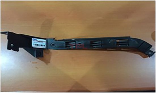 ARKA TAMPON BRAKETI L BORA (1999-2005) - 1J5807393 resmi