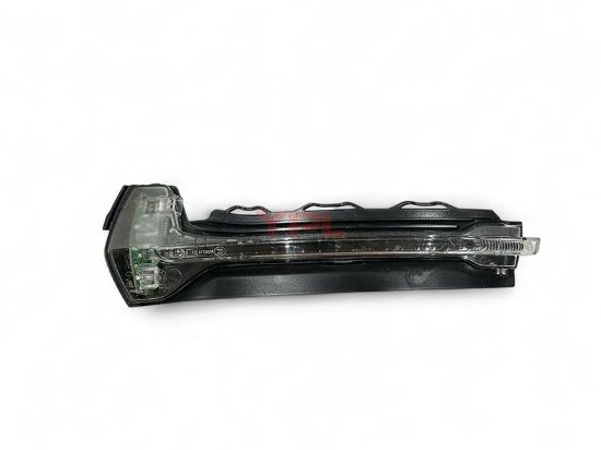 AYNA SINYALI L AUDI A3-RS3 - 8V0949101 resmi